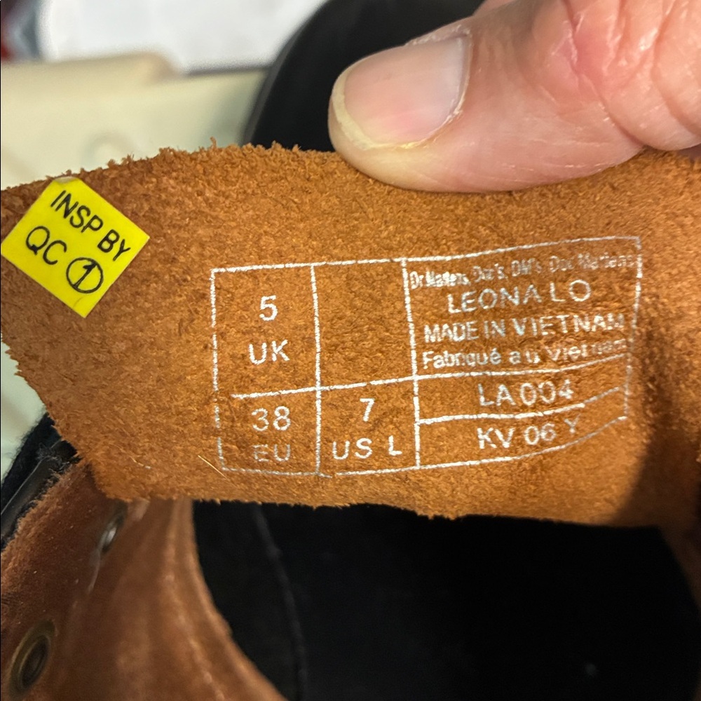 Dr Marten’s women’s chunky platform Oxford - Picture 10 of 12